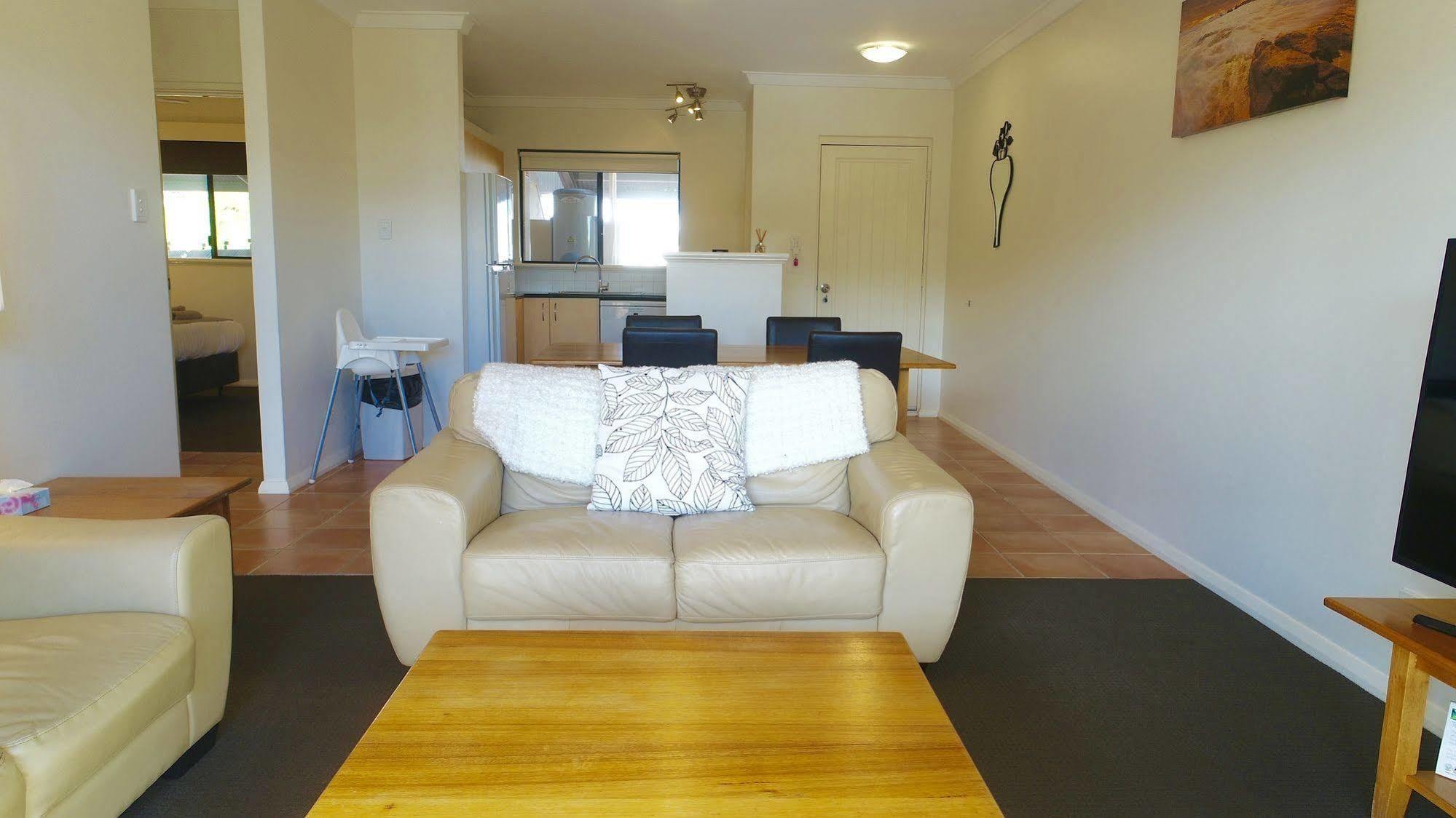 Margaret River Beach Apartments Gnarabup Bagian luar foto